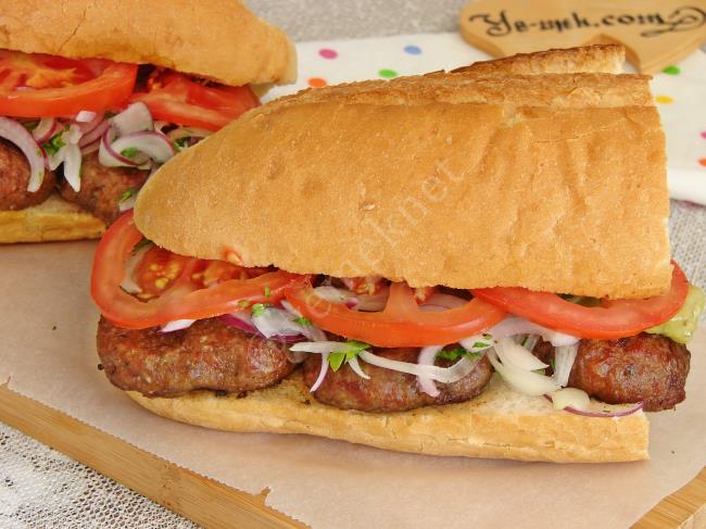 YARIM EKMEK KÖFTE